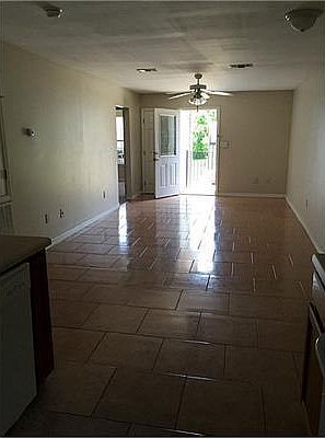 5th image of 913 Parkview Pl