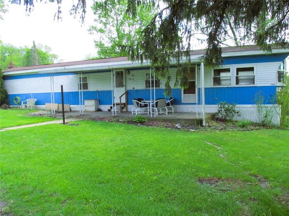 310 Rebecca St, Torrance, PA 15779