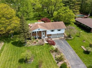 8352 Crosley Rd, Springboro, OH 45066