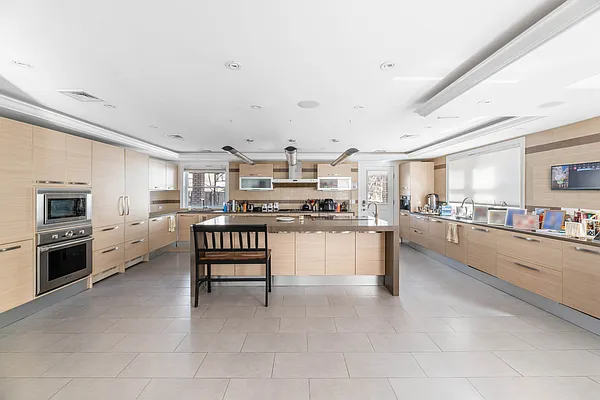 Sold by Douglas Elliman | media 8