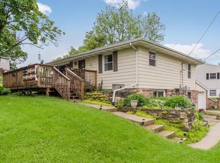 1816 O Ave NW, Cedar Rapids, IA 52405