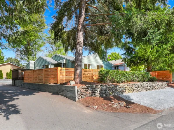 3830 NE 123rd Street, Seattle, WA 98125