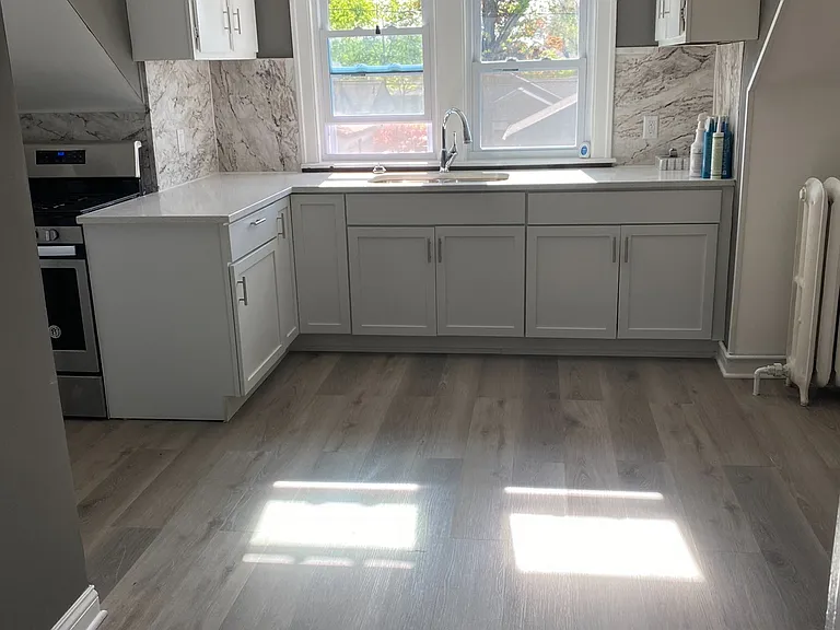 176 S Walnut St #2 — Photo 4