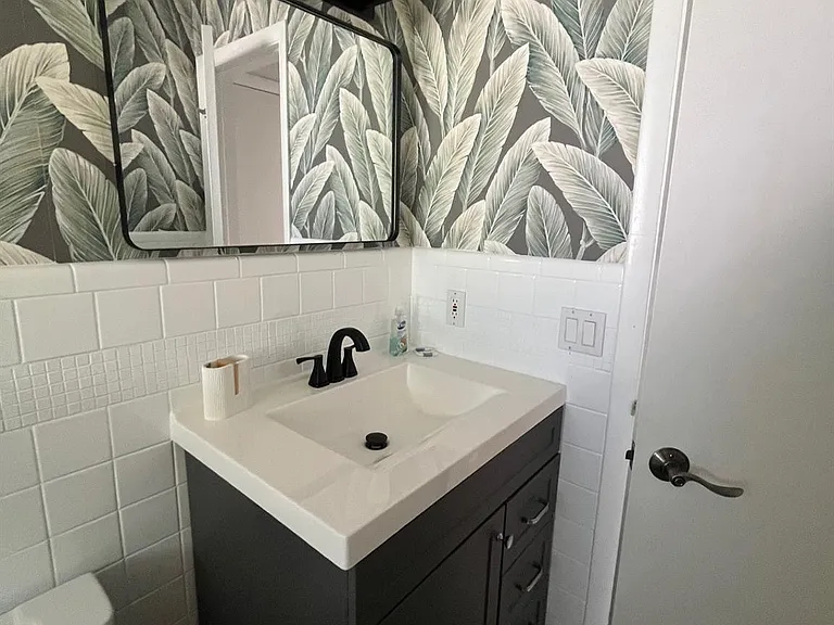 556 SE 15th Ave — Photo 37