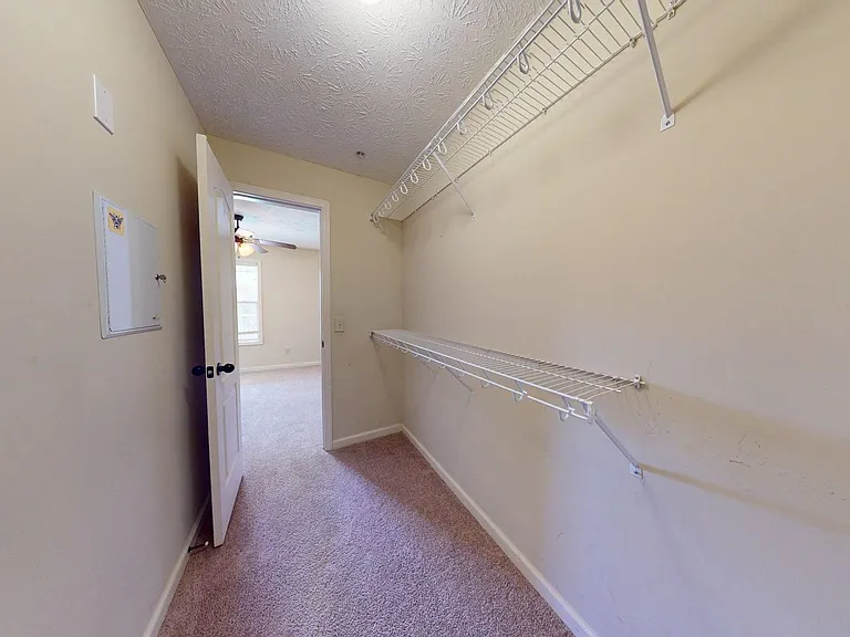 338 W Glenn Ave — Photo 16