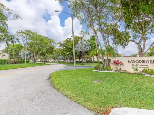 8751 Holly Court #104, Tamarac, FL 33321