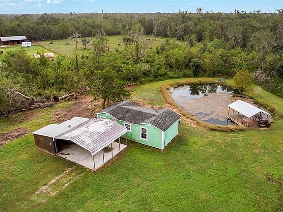 2nd image of 2717 County Road 415d
