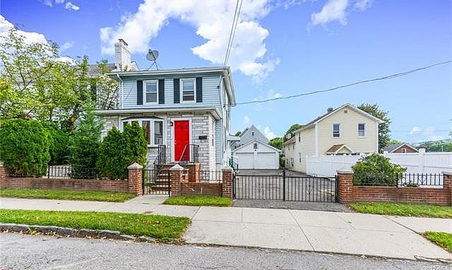1st image of 31 Onondaga St