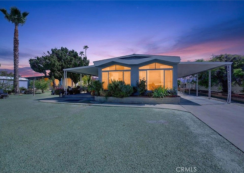1st image of 780 Santa Clara Cir
