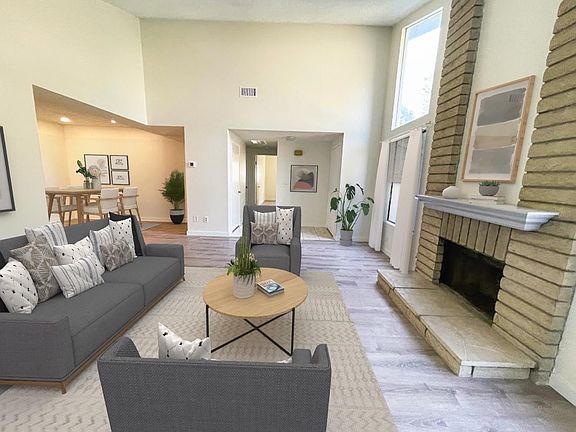 2nd image of 2061 W Redlands Blvd APT 9A