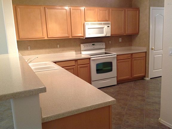 3rd image of 14937 N 172nd Ln