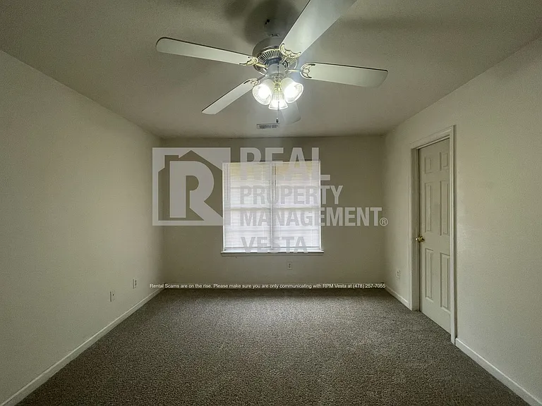 451 Crabapple Pl — Photo 7