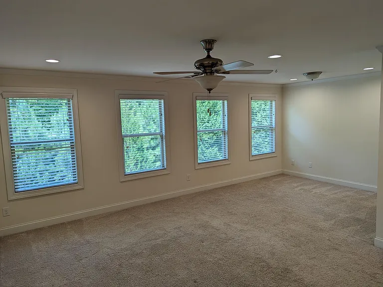 220 Alamosa Pl — Photo 16