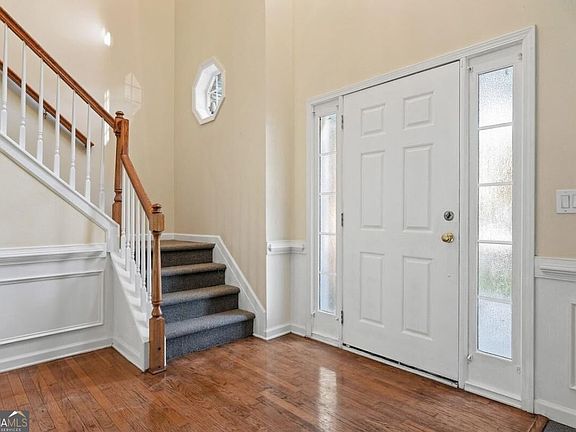 3rd image of 340 Fitzgerald Pl
