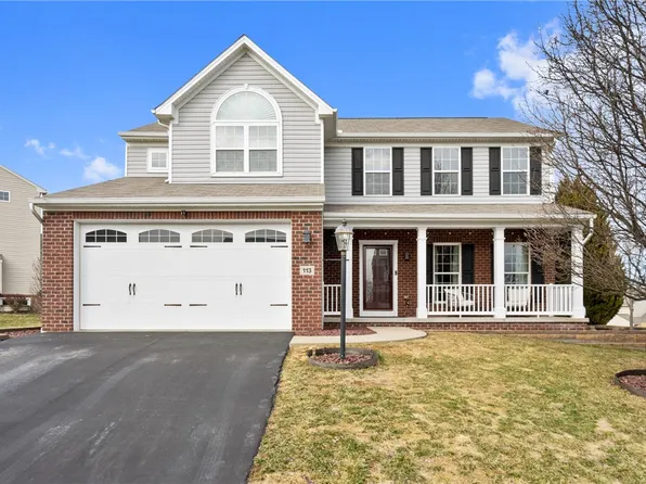 113 Village Cir, Oakdale, PA 15071