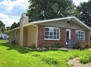 214 3rd Ave, Edwardsville, IL 62025