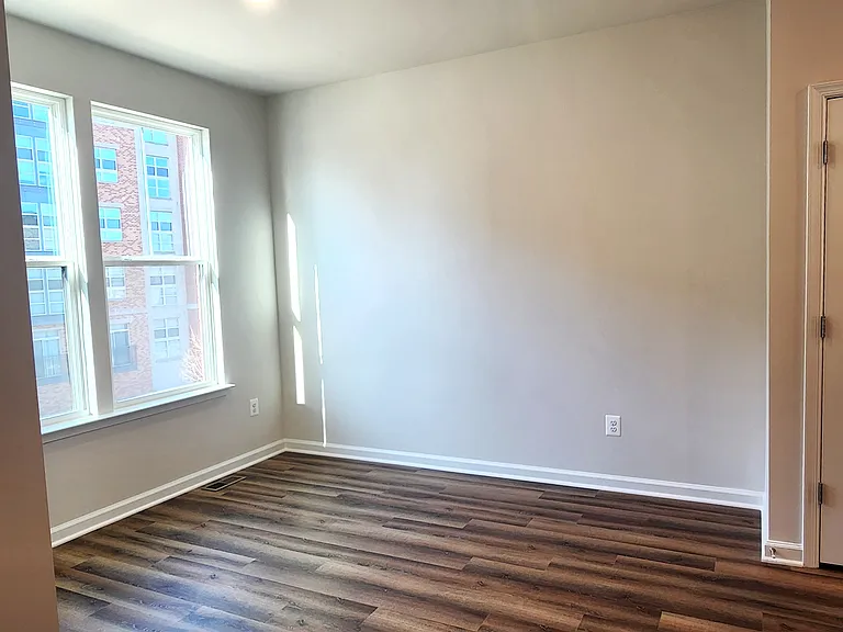 5929 Northwest Dr — Photo 16