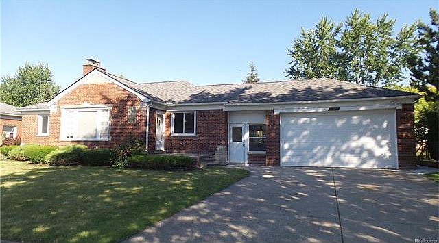1st image of 22265 Marine Ave