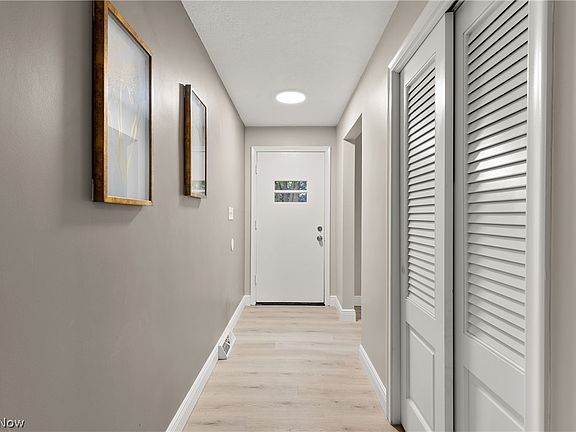 4th image of 5889 Cherrywood Dr