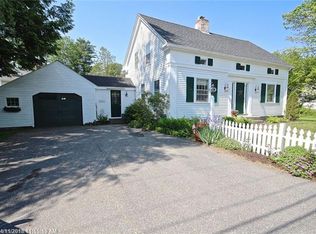 4 Willow St, Yarmouth, ME 04096