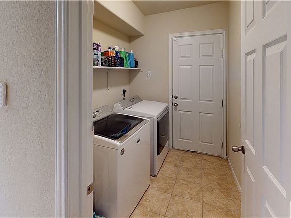 4th image of 9514 Glynhill Ct