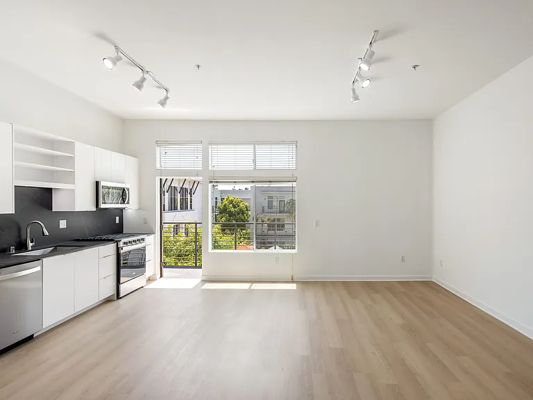 Lofts at Noho Commons — Photo 16
