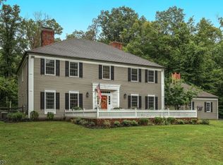 31 Oak Knoll Rd, Mendham, NJ 07945