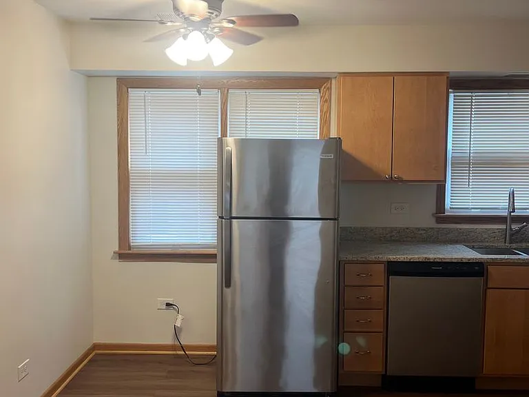 9456 Maple Dr — Photo 3