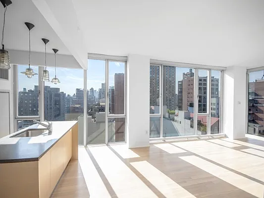 Rented by Sotheby's International Realty | media 13