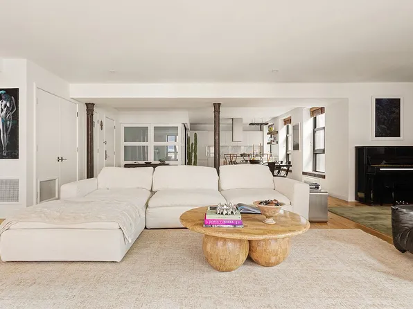 374 Broome St APT 4N, New York, NY 10013