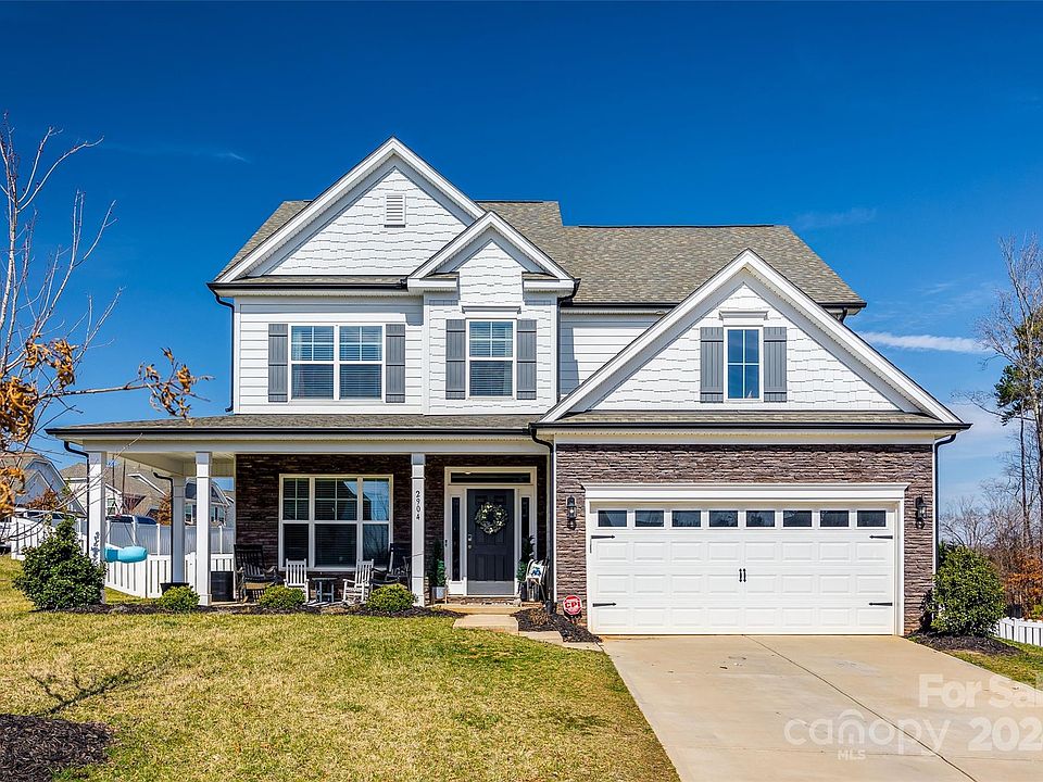 1st image of 2904 Shumard Dr