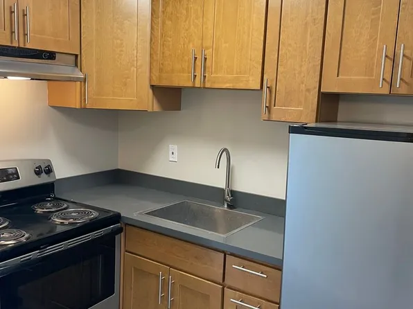 Mercer Crest Apartments