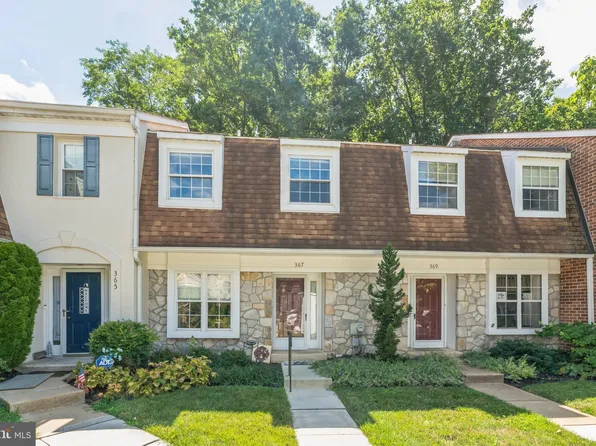 367 Saybrook Ln #163, Wallingford, PA 19086