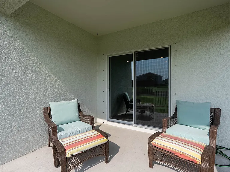 1439 Orchardgrass Cir — Photo 25