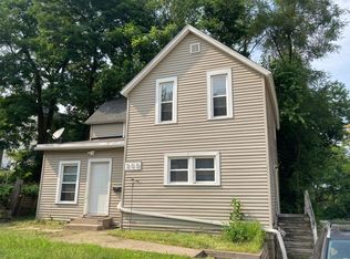 209 Bradford St NE, Grand Rapids, MI 49503
