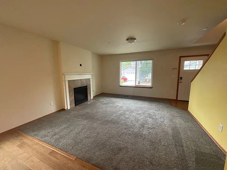 4320 Sumac Ln — Photo 3