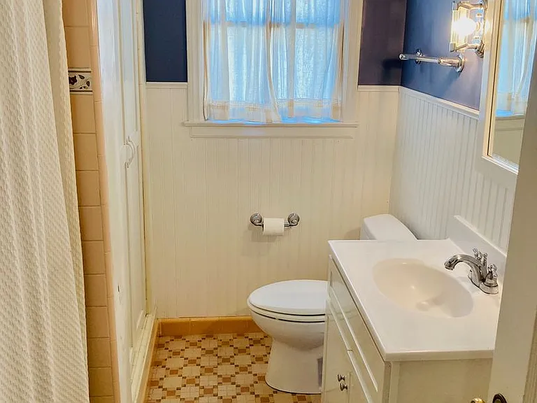 1289 Pine Ave — Photo 16