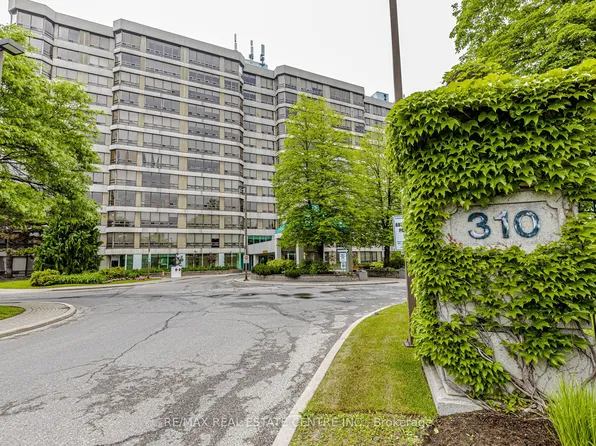 310 Mill St S #104, Brampton, ON L6Y 3B1