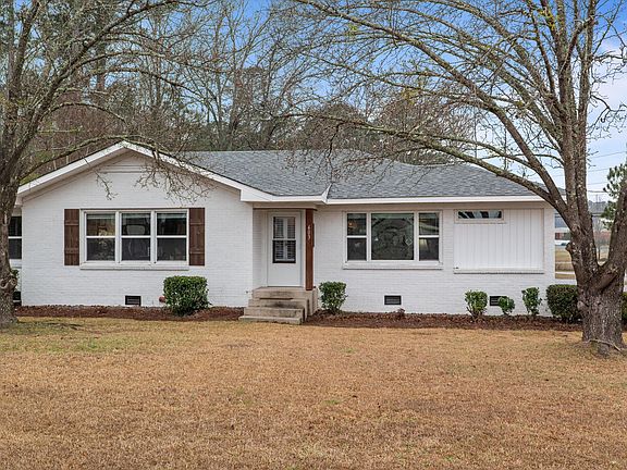 3rd image of 403 Fluker Street