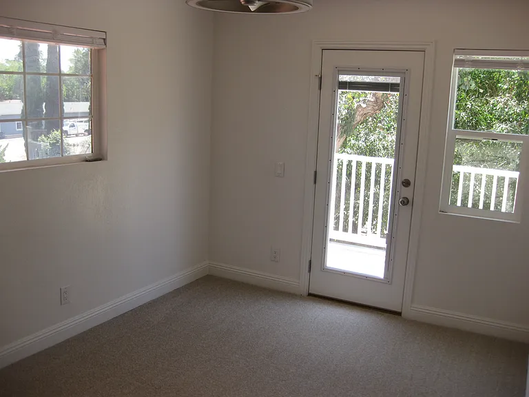 2034 Katerri Dr — Photo 18