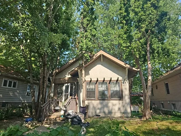 3230 Oliver Ave N, Minneapolis, MN 55412
