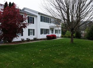 65 New Castle Dr, Mount Kisco, NY 10549