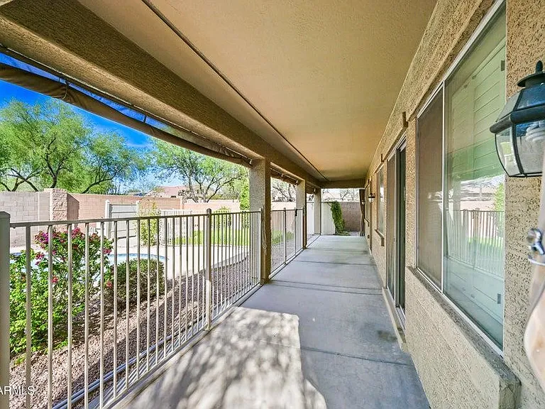 7102 W Katharine Way — Photo 31