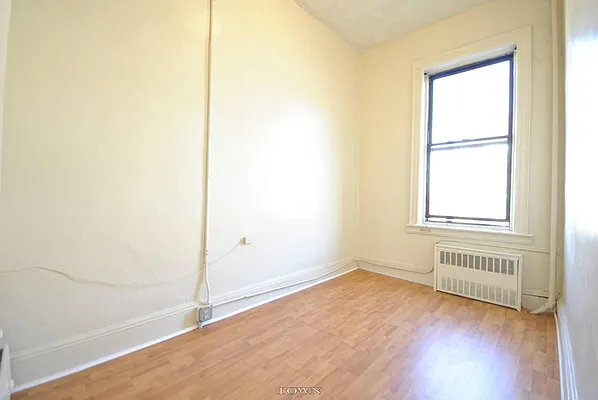 Rented by Town Residential | media 30