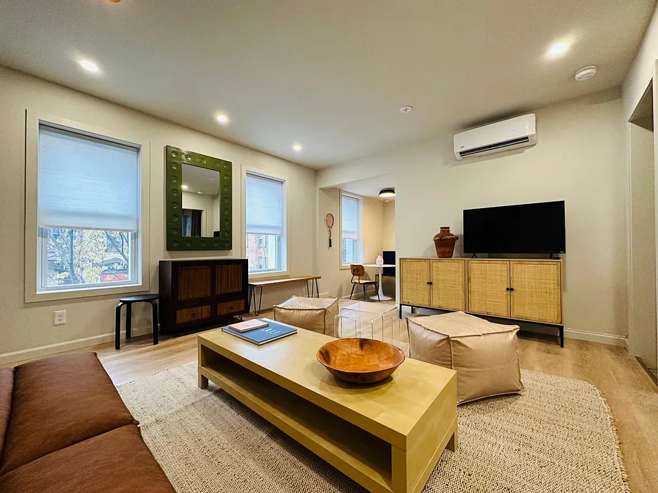 165 4th St #2A