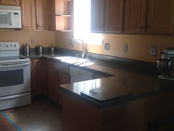 5th image of 1115 E 57th St