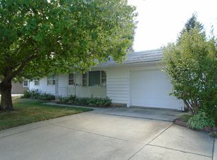 905 Bell Ave, Webster City, IA 50595