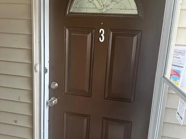 D3 Avon Dr, East Windsor, NJ 08520