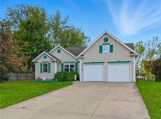 4716 Cedar Dr, North East, PA 16428