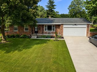 9090 Meadowland Dr, Grand Blanc, MI 48439